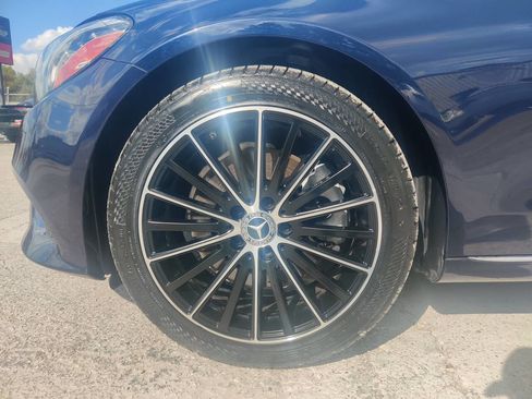 Used 2019 Mercedes-Benz C 300 Sedan w/ Premium Package image 23