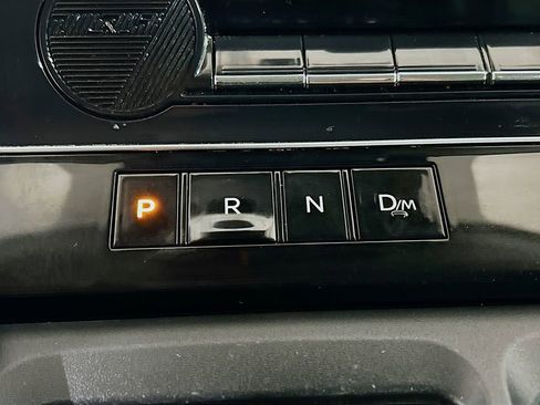 Used 2025 Nissan Armada SV RWD image 14