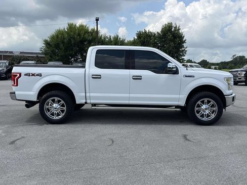 Used 2015 Ford F150 XLT AWD/4WD image 4