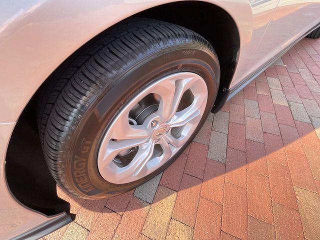 Certified 2024 Honda Accord LX image 28