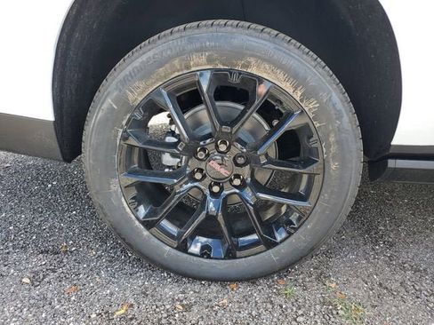 New 2026 GMC Yukon XL Denali w/ Sun & Power Step Package AWD/4WD image 6