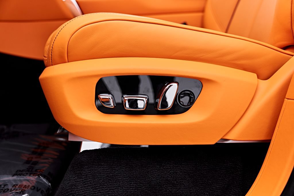 Used 2026 Rolls-Royce Cullinan w/ Cullinan Package AWD/4WD image 49