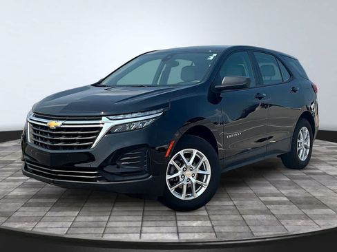 Used 2024 Chevrolet Equinox LS AWD/4WD image 1