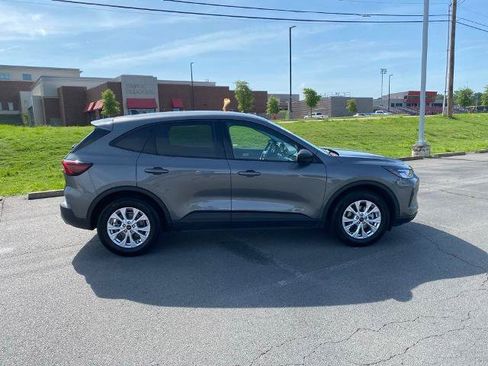 Certified 2025 Ford Escape Active FWD image 8