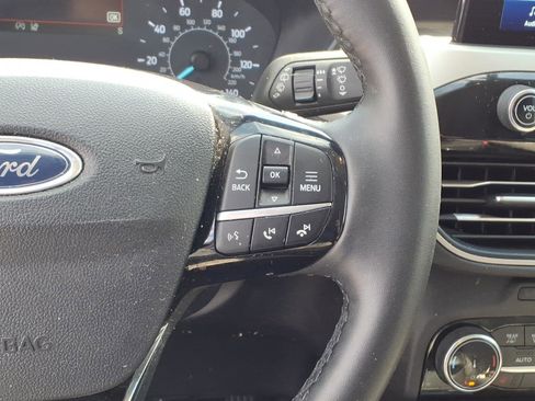 Used 2022 Ford Escape SE w/ Convenience Package image 19