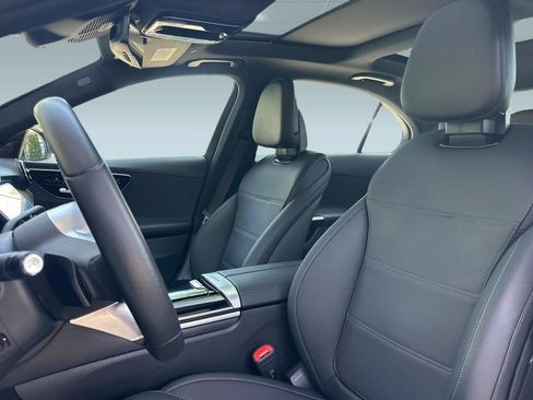 Certified 2025 Mercedes-Benz C 300 Sedan image 5