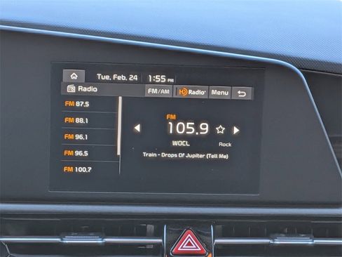 Used 2024 Kia Niro LX image 17