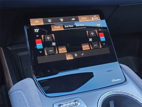 New 2026 Cadillac Vistiq Premium Luxury w/ LPO, Floor Liner Package image 28