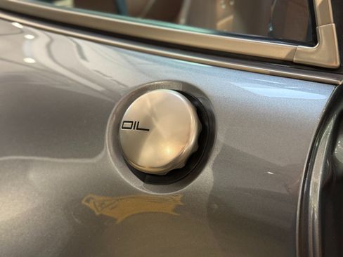 Used 1989 Porsche 911 Carrera 4 image 36