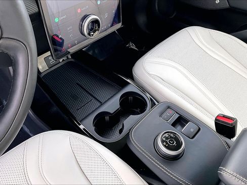 Certified 2022 Ford Mustang Mach-E Premium image 19