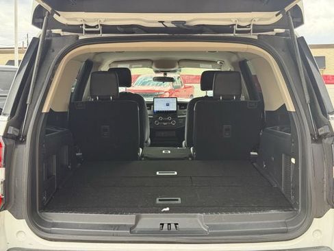 Used 2023 Ford Expedition XL RWD image 29