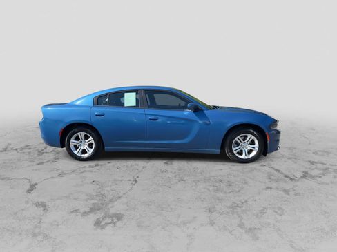 Certified 2022 Dodge Charger SXT w/ Leather Interior Group image 9
