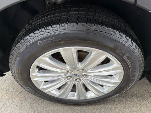 Used 2020 Ford Explorer Limited AWD/4WD image 26