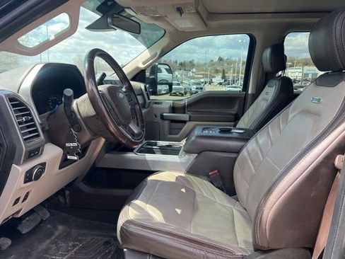 Used 2019 Ford F250 Limited w/ FX4 Off-Road Package AWD/4WD image 15