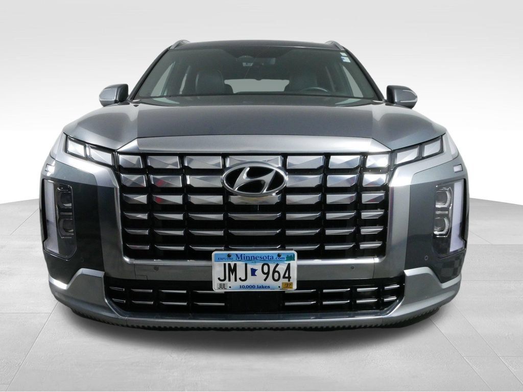 Used 2023 Hyundai Palisade Calligraphy w/ Cargo Package AWD/4WD image 3
