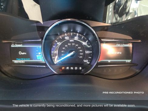 Used 2018 Ford Explorer Limited w/ Ford Safe & Smart Package FWD image 16