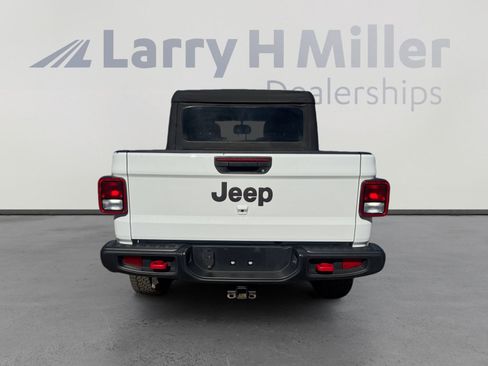 Used 2023 Jeep Gladiator Rubicon w/ Trailer Tow Package image 4