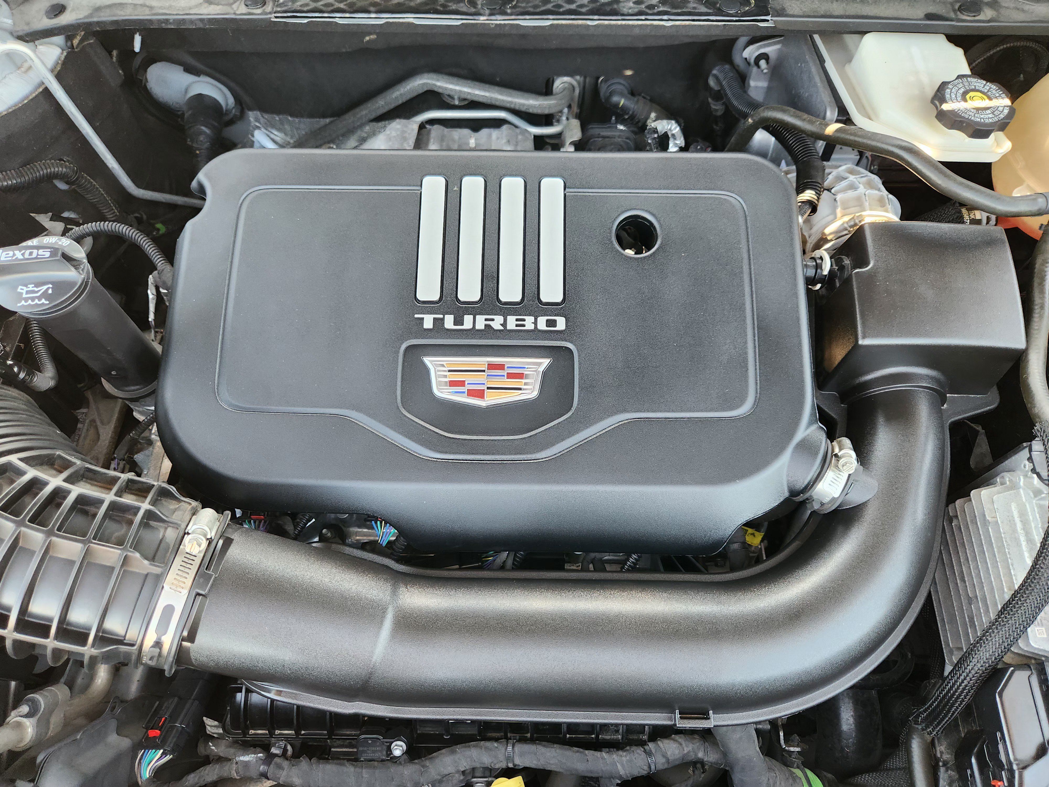 Used 2022 Cadillac XT5 Luxury w/ LPO, Floor Liner Package FWD image 32