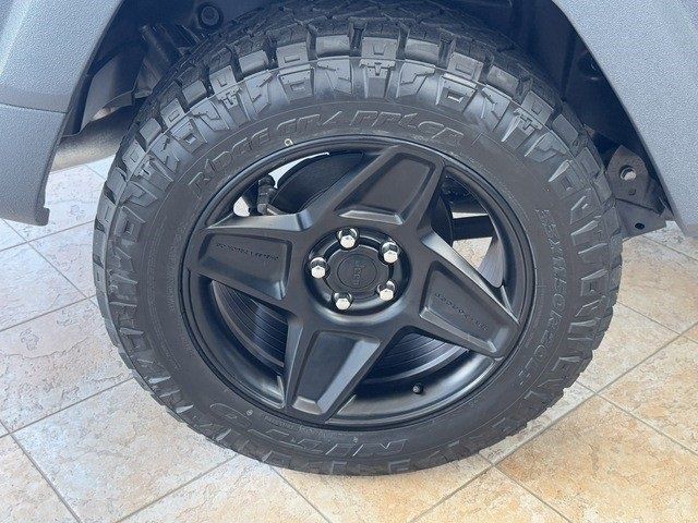 New 2023 Jeep Wrangler Sport AWD/4WD image 31