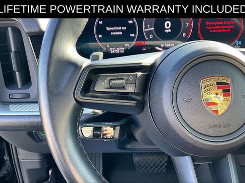 Used 2024 Porsche Cayenne image 26