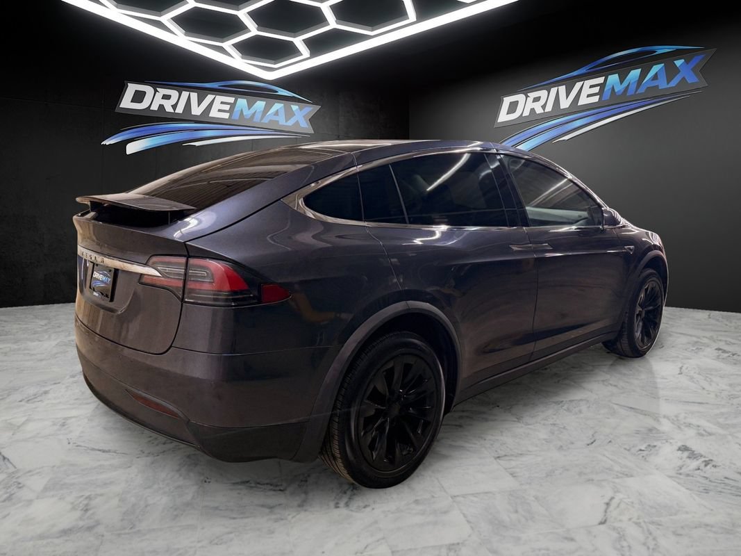 Used 2016 Tesla Model X 75D AWD/4WD image 5