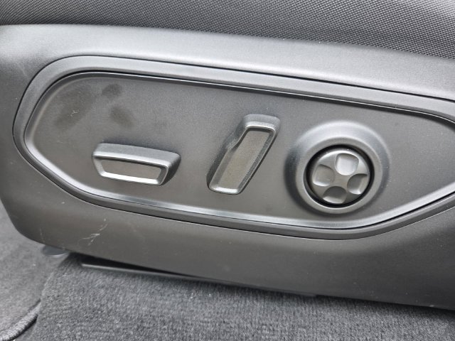 New 2026 Jeep Grand Cherokee Laredo X RWD image 23