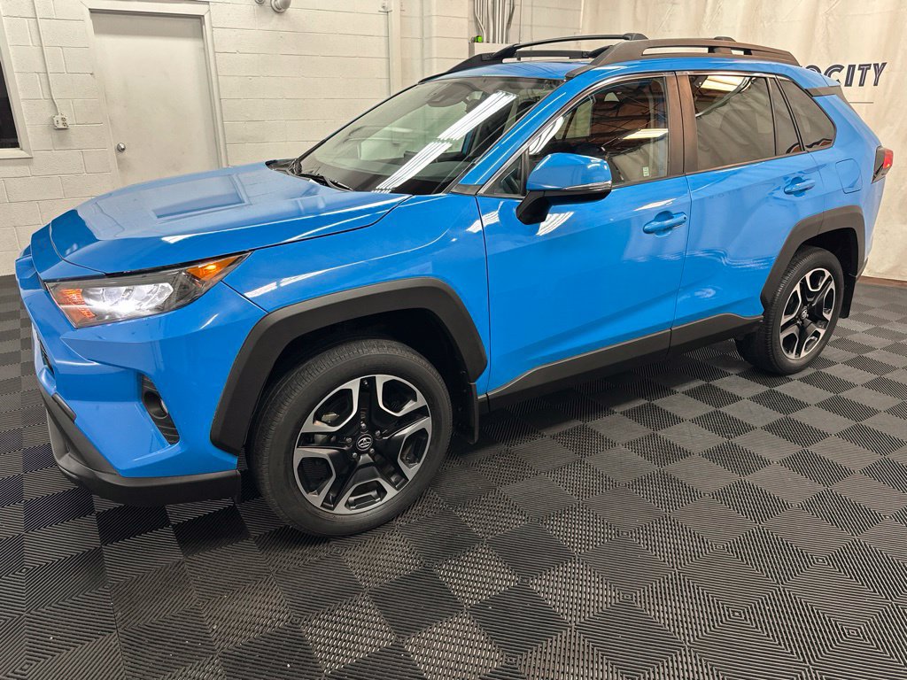 Used 2019 Toyota RAV4 Adventure AWD/4WD image 5