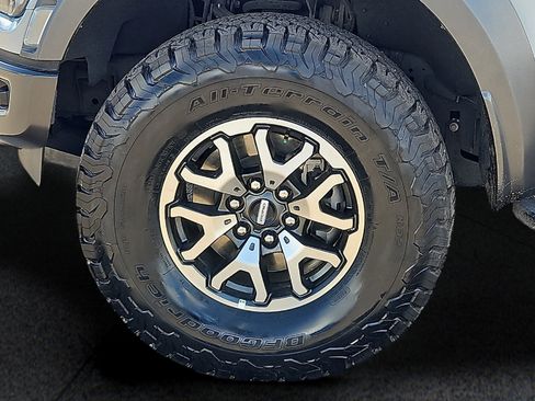 Used 2023 Ford F150 Raptor AWD/4WD image 8