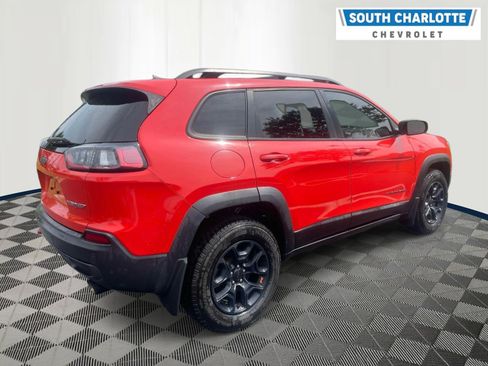 Used 2021 Jeep Cherokee Trailhawk AWD/4WD image 4