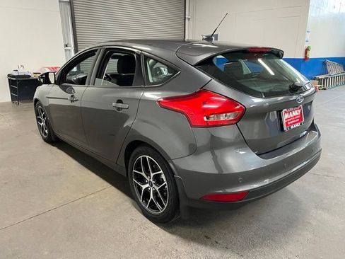 Used 2018 Ford Focus SEL FWD image 5