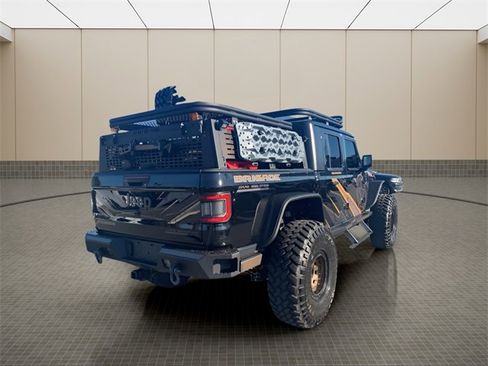 Used 2023 Jeep Gladiator Sport image 5