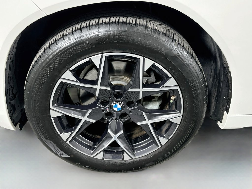 Used 2026 BMW X3 xDrive30i w/ M Sport Package AWD/4WD image 30