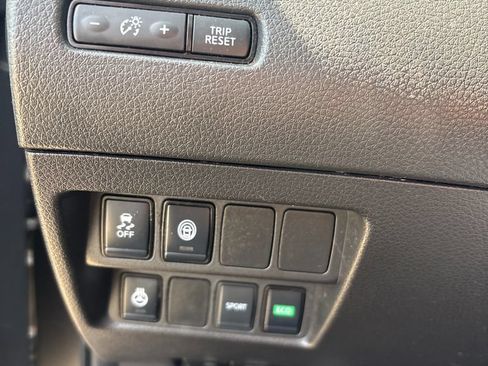 Used 2021 Nissan Rogue Sport SV FWD image 10