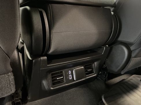 Used 2025 Chevrolet Silverado 1500 LT image 27