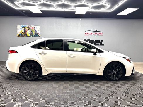 Used 2024 Toyota Corolla SE FWD image 16
