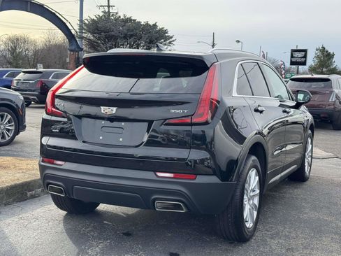 Certified 2022 Cadillac XT4 Luxury w/ Cold Weather Package image 6
