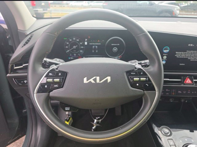 Certified 2023 Kia Niro Wind FWD image 8