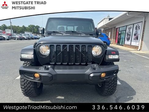 Used 2021 Jeep Gladiator Sport AWD/4WD image 2