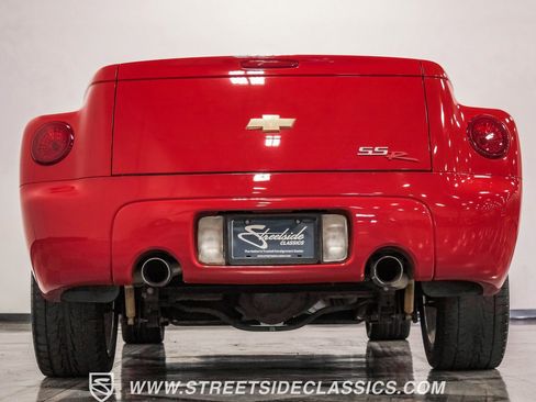 Used 2003 Chevrolet SSR w/ Preferred Equipment Group image 34