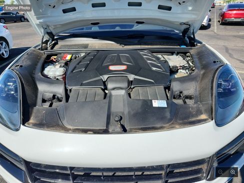 Used 2019 Porsche Cayenne Turbo AWD/4WD image 11
