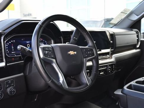 Used 2025 Chevrolet Silverado 2500 LT w/ Convenience Package AWD/4WD image 22