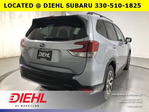 Used 2020 Subaru Forester Premium image 7