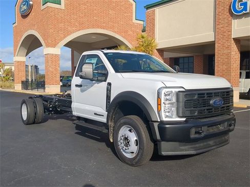 New 2024 Ford F550 XL image 2