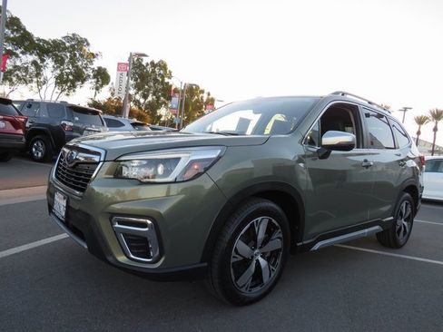 Used 2021 Subaru Forester Touring w/ Popular Package #2 image 3