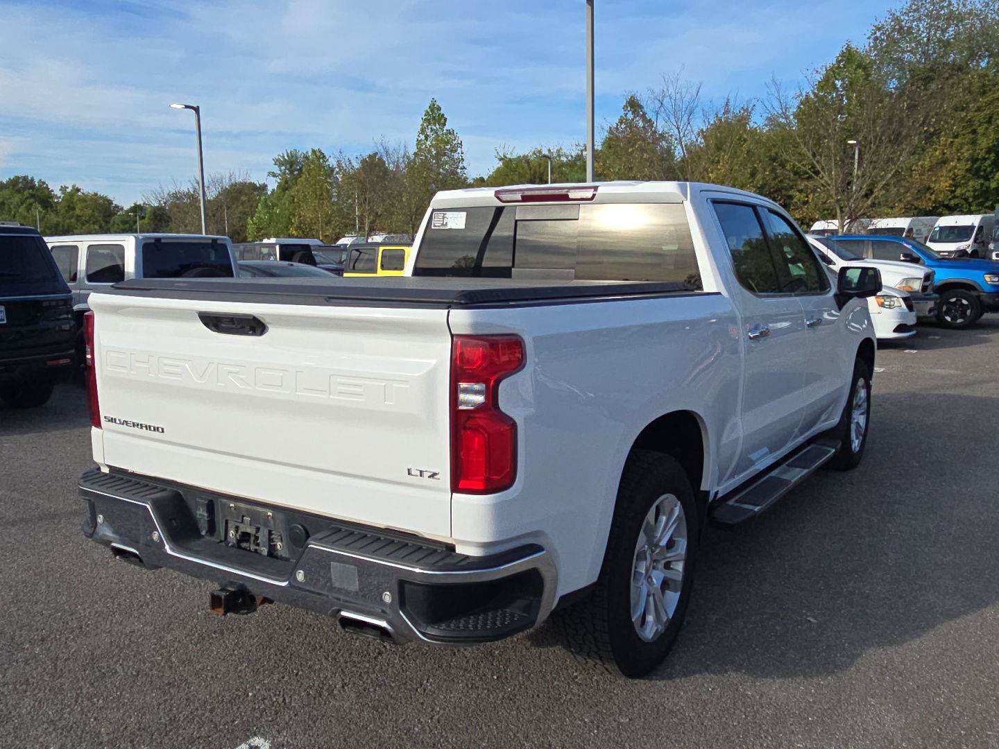 Used 2024 Chevrolet Silverado 1500 LTZ w/ LTZ Premium Package AWD/4WD image 7