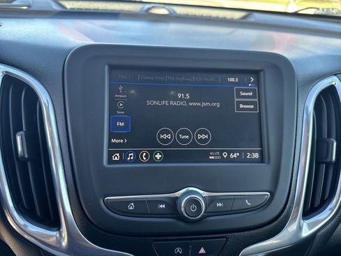 Used 2022 Chevrolet Equinox LT image 26