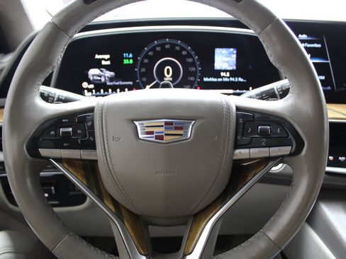 Used 2021 Cadillac Escalade Sport Platinum w/ Heavy-Duty Trailer Package image 15