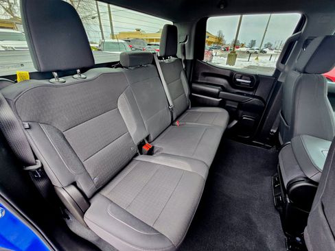 Used 2025 Chevrolet Silverado 1500 Custom w/ Turbomax Blackout Package image 32