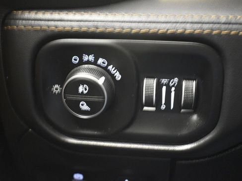 Certified 2021 RAM 1500 Limited image 34