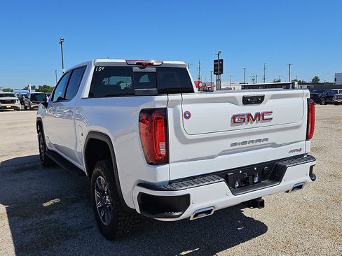 New 2026 GMC Sierra 1500 AT4 w/ AT4 Premium Package AWD/4WD image 3